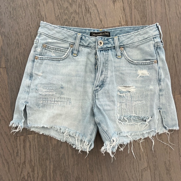 Abercrombie & Fitch Shorts 25 - Picture 1 of 4